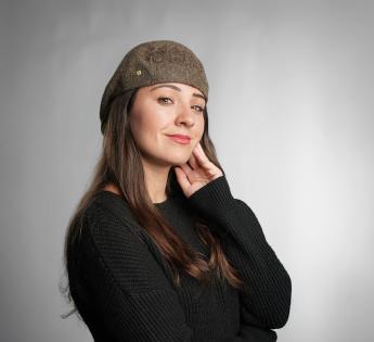 casquette plate brodée Morgan